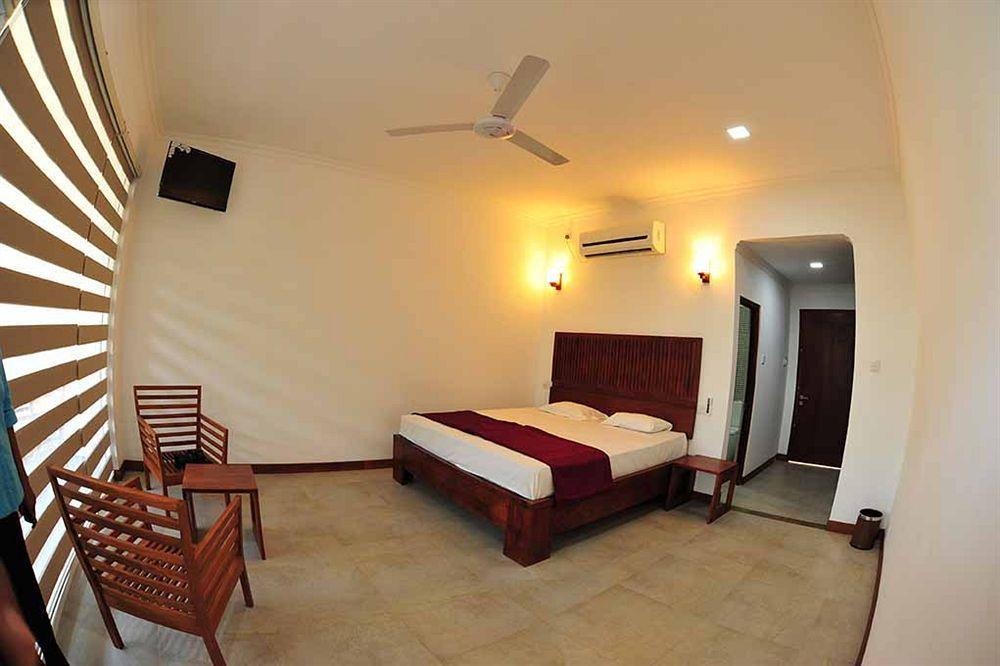 Anantamaa Hotel Trincomalee Exterior photo